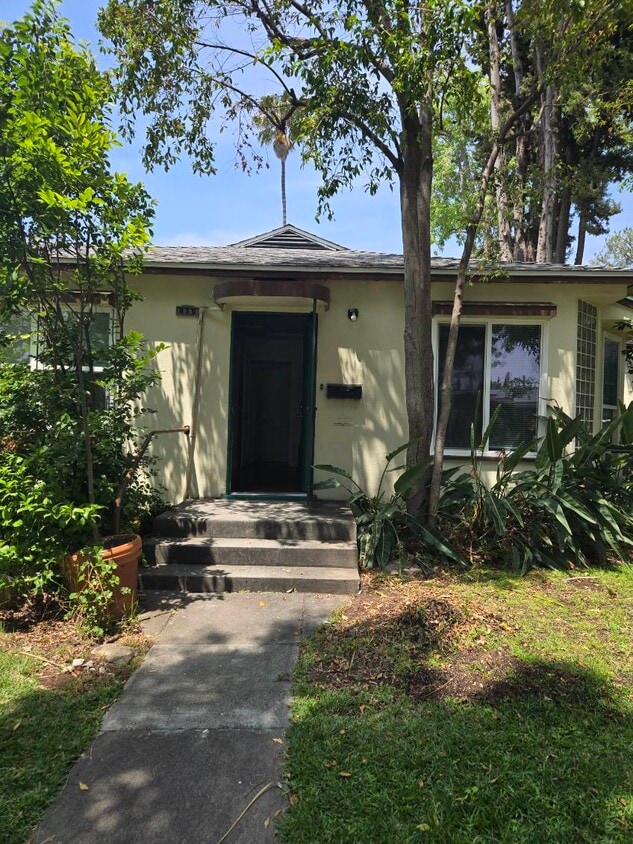 Primary Photo - 859 Garfield Ave