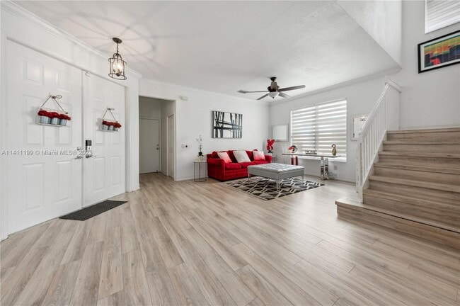 Building Photo - 8879 Chestnut Ridge Way