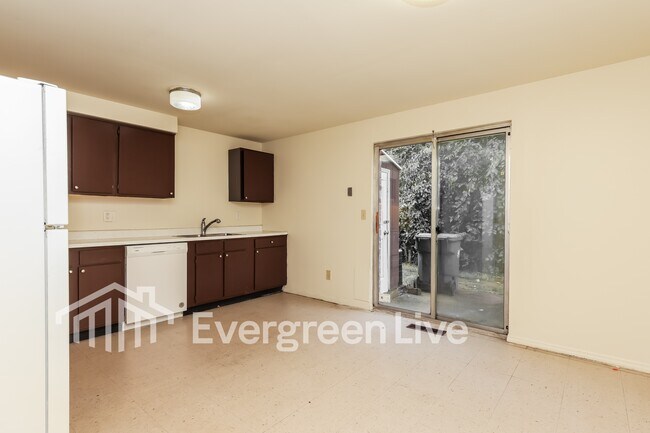 Foto del edificio - 7989 Mt Hood