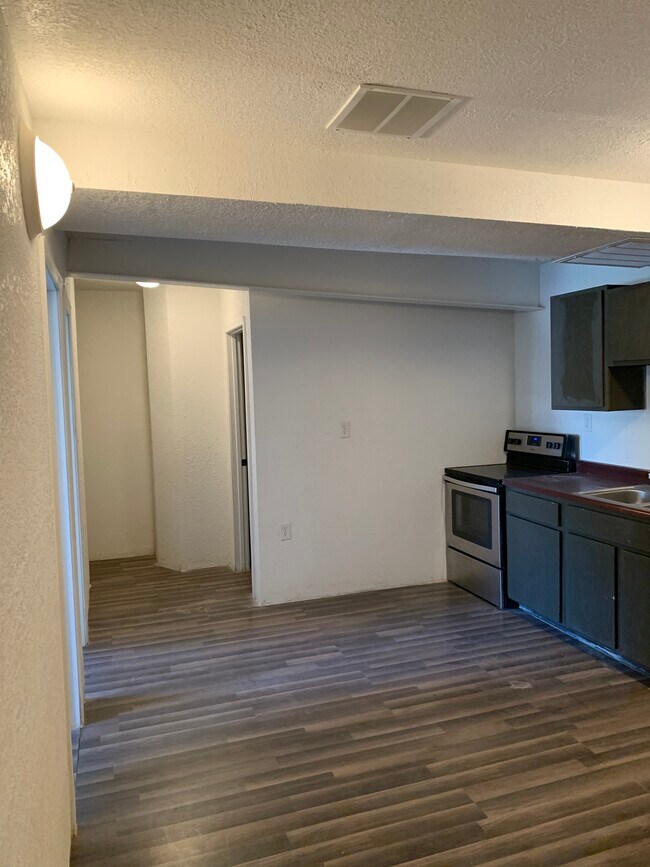 Foto del edificio - 1700 Wyoming Ave
