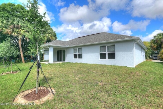 Building Photo - 426 Lanfair Ave
