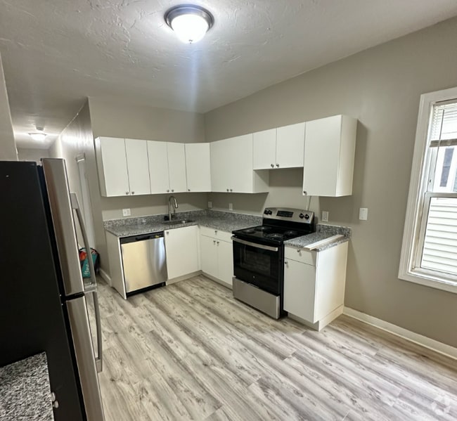 Building Photo - 89 Intervale St