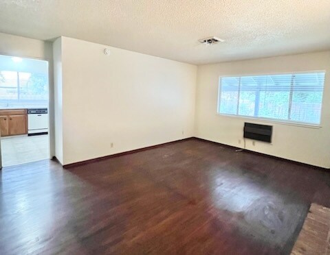 Building Photo - 1176 Muir Ct