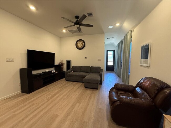 Building Photo - 3017 Andiamo Ln