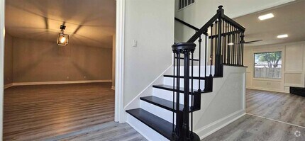 Building Photo - 47 W Dansby Dr