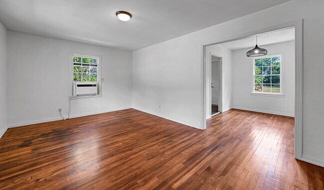 Foto del edificio - Charming 2BD 1BA Home in Waco - Available in April!