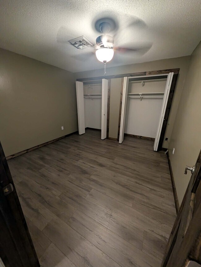 Building Photo - Little York North Apartments