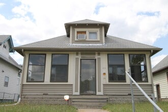 Building Photo - 4714 S 19th St