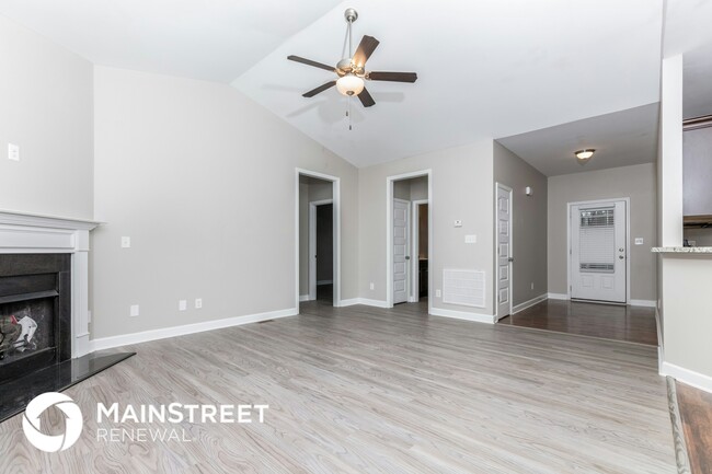 Building Photo - 137 Gennessee Dr