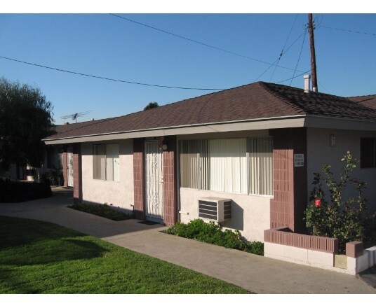 Building Photo - 12721 Buaro St