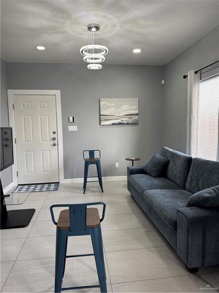 Foto del edificio - 2022 Summerland Ln