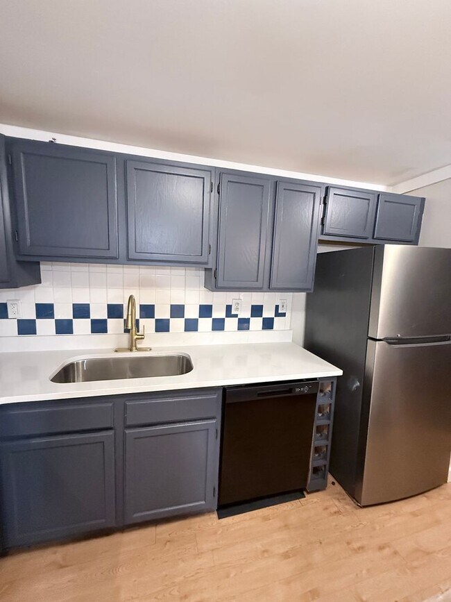 Foto del edificio - Three Bedroom Home in the Heart of Port Royal