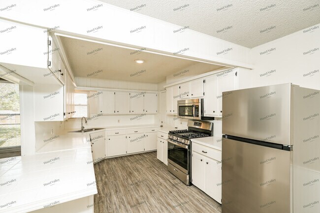 Foto del edificio - 3024 S Ash Ct