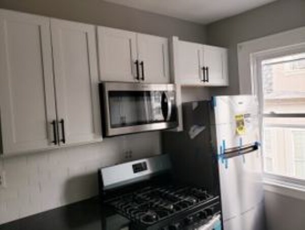 Building Photo - 46 Howell Plz