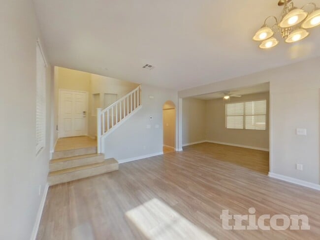 Building Photo - 4598 Hearts Desire Ave