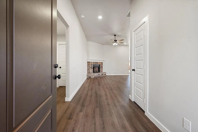 Foto del edificio - 2024 New Build in Wolfforth | Open Concept, Cul-de-Sac & Modern Finishes