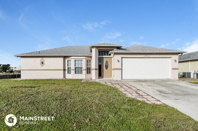 Building Photo - 16251 Horizon Rd