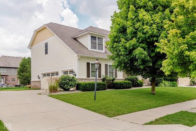 Building Photo - 10264 Normandy Way