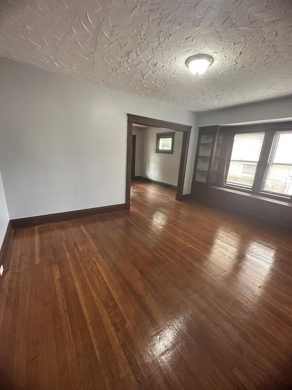 Foto del edificio - 1557 Cohassett Ave