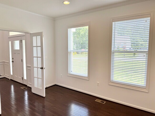Foto del edificio - CLOSE TO BROOKE POINT VRE - LARGE ACREAGE ...