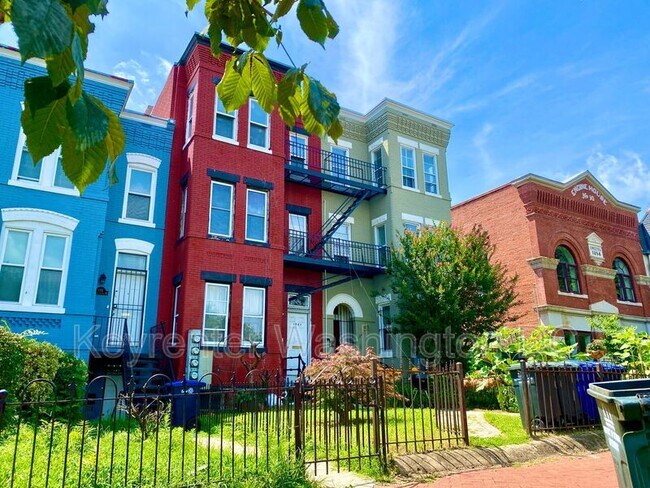 Foto del edificio - 1349 Maryland Ave NE