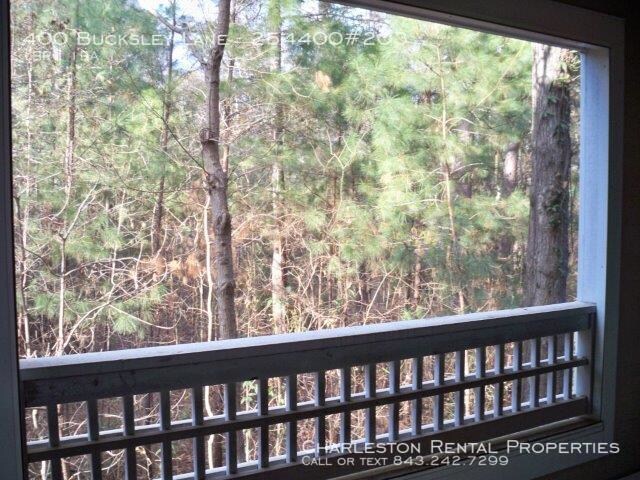 Foto del edificio - 400 Bucksley Ln