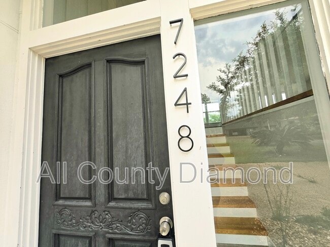 Building Photo - 7248 Shady Dr