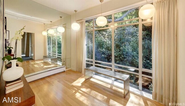 Building Photo - 2 br, 2.5 bath House - 44 Macondray Lane #6W