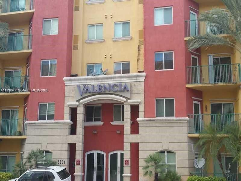 Primary Photo - 6001 SW 70th St
