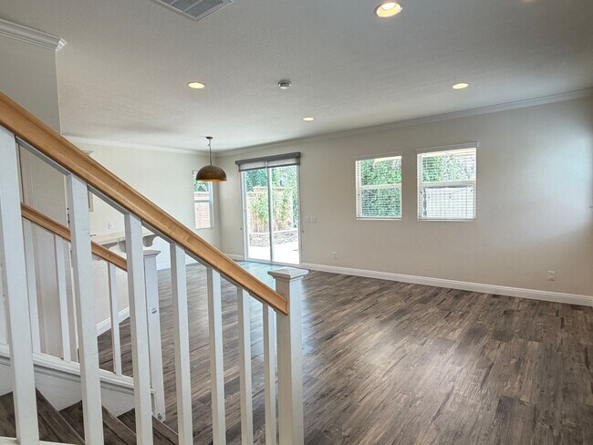 Foto del edificio - Beautiful Updated 3 bedroom home