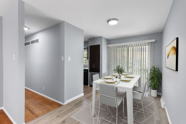 Interior Photo - Gulf Drive Townhomes