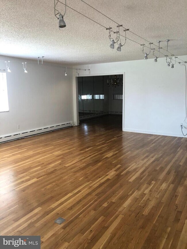 6605 Park Heights Ave Unit C1, Baltimore, MD 21215 Condo for Rent in