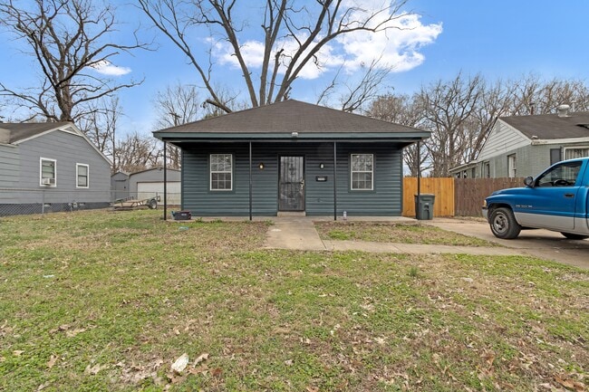 Photo - 3135 Mimosa Ave House