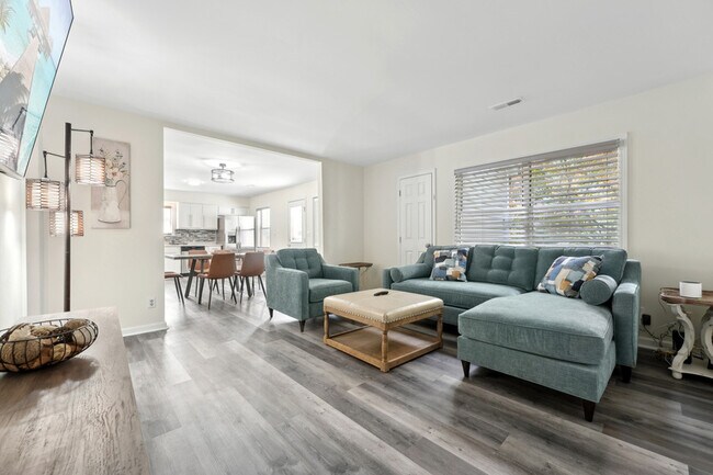 Foto del edificio - 214 Bridgefield Pl