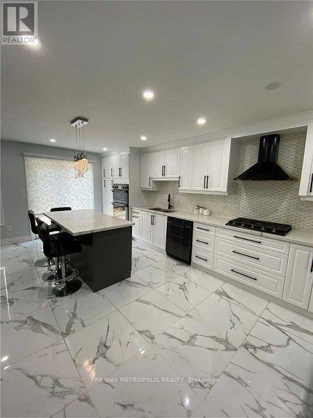 Photo du bâtiment - 139 Hibbard Dr
