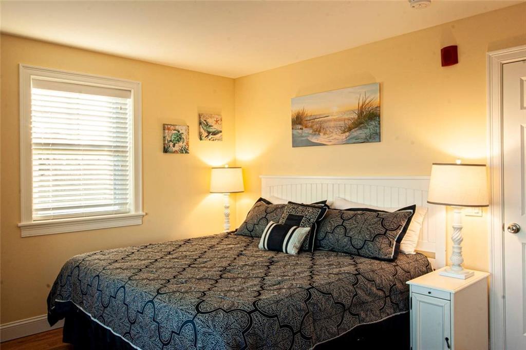 130 Boon St Unit A, Narragansett, RI 02882 Condo for Rent in