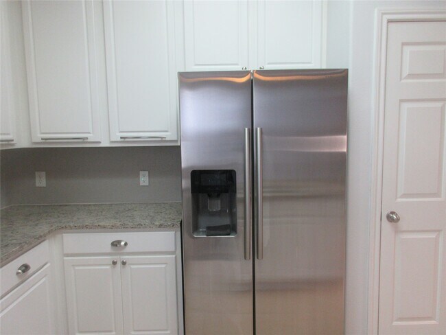 Foto del edificio - 17522 Bering Bridge Ln