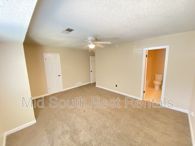 Foto del edificio - 4175 Hickory Grove Rd