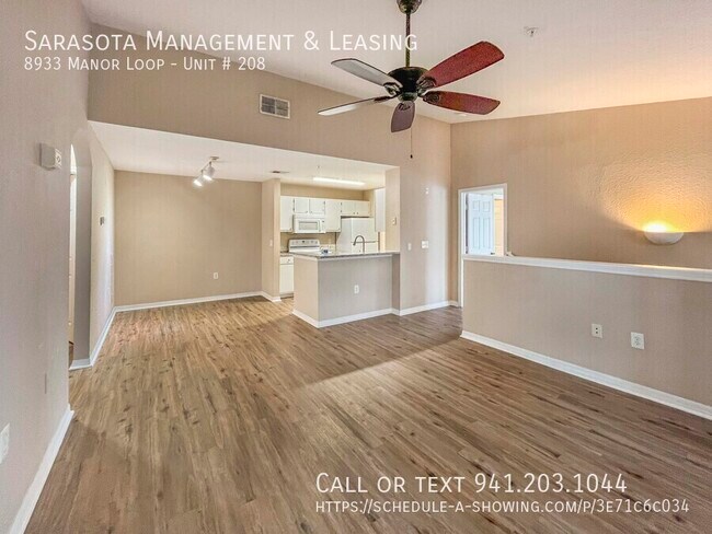 Foto del edificio - 8933 Manor Loop