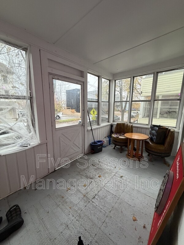 Photo - 24-26-26 Conger Ave Apartment