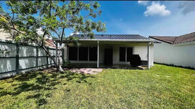 Foto del edificio - 13382 NW 8th Terrace