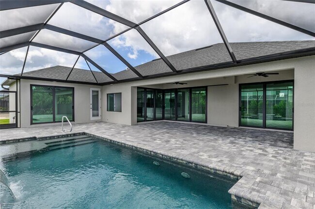 Building Photo - 9445 Galaxie Cir