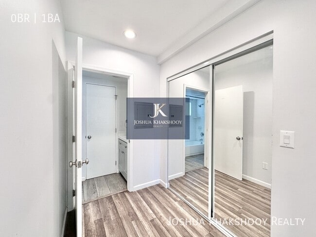 Foto del edificio - 14617 Gilmore St