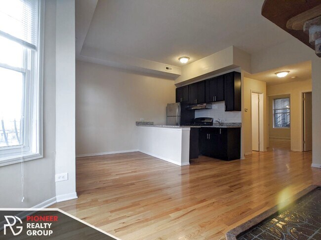 Foto del edificio - 2525 N Lincoln Ave