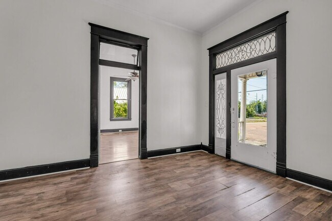 Foto del edificio - 1425 College St