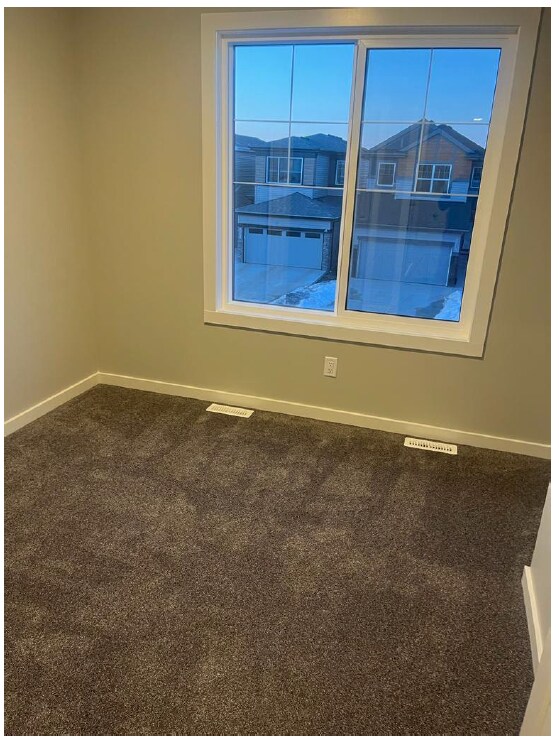 Building Photo - 3527 6 Ave SW