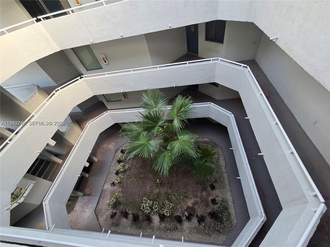 Building Photo - 8205 SW 152nd Ave