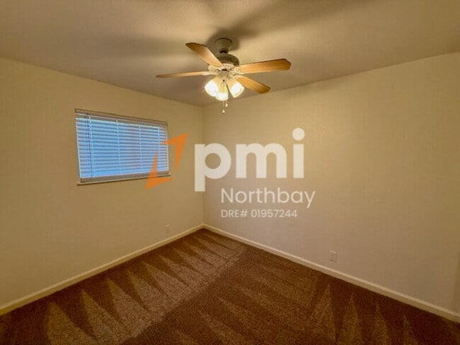 Foto del edificio - 808 Spoonbill Ln