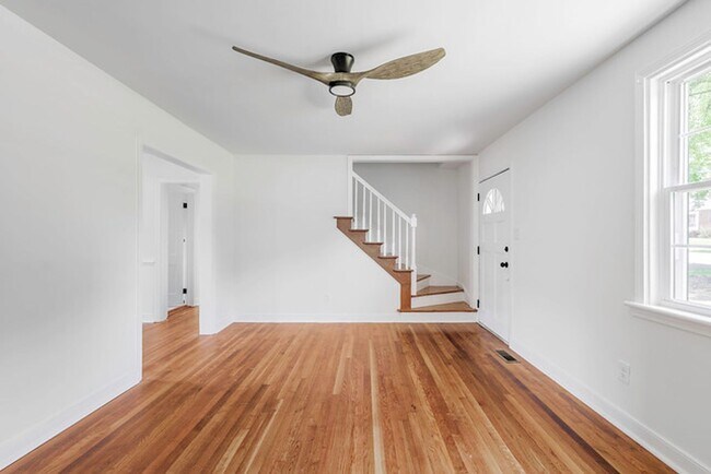 Foto del edificio - Great Completley renovated Cape Cod for Re...