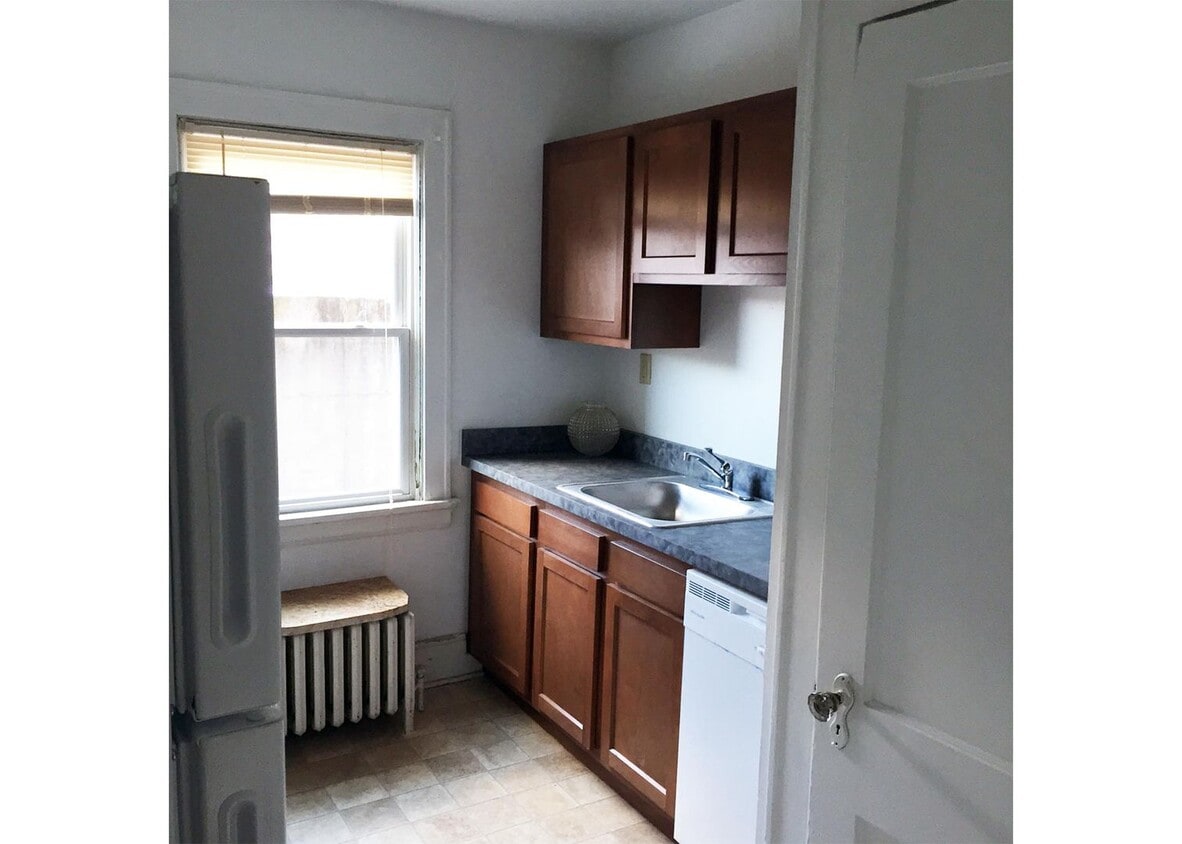 Primary Photo - 315 Terrace Ave